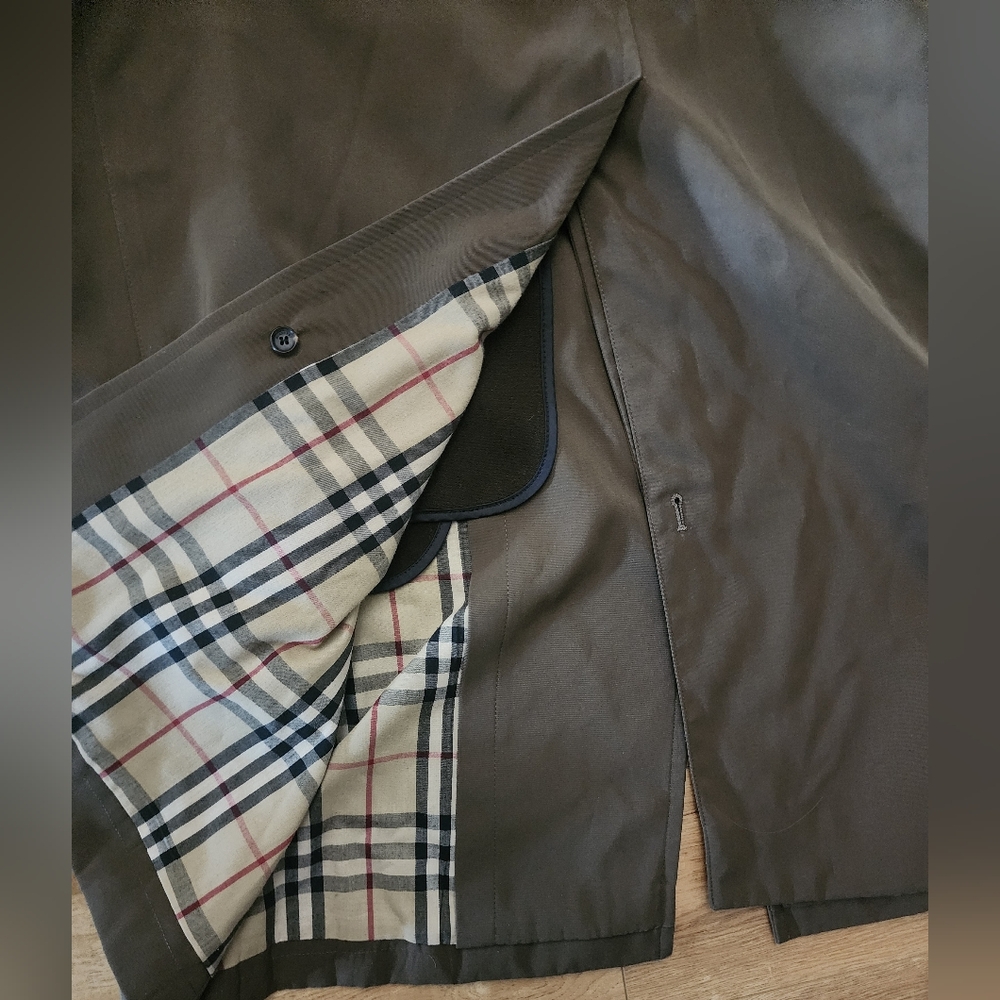 SUPER RARE Vintage Burberry Long Trench Coat + Detachable Wool Lining Men 44 T - Picture 9 of 16